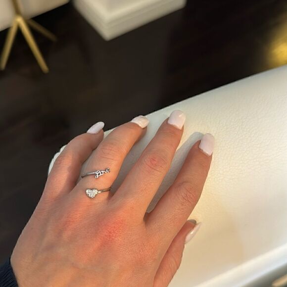 Love Ring Silver Multi Size Stretchable - Picture 1 of 3